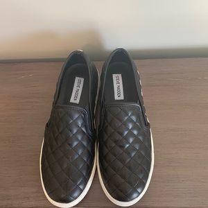 Steve Madden Ecentrcq